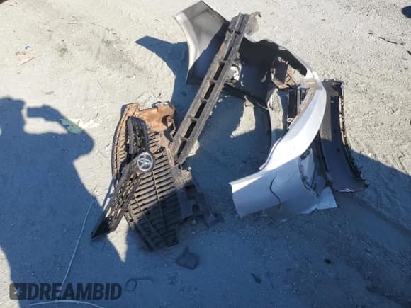 ✅ 2015 Toyota Corolla L • VIN: 2T1BURHE4FC250390 • Лот: 91245775. Опубликован ранее на Copart с пробегом 97 810 миль. Бесплатный доступ к архиву аукционных продаж из США и подробный отчёт об истории автомобиля на DreamBid. Изображение 12.