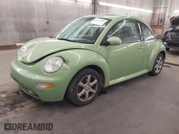 ✅ 2005 Volkswagen Beetle GLS • VIN: 3VWCD31C85M410218 • Lot: 43572091. Listed on IAAI with 87,912 mi. Free auction sales archive from the USA and detailed vehicle history report at DreamBid. Image 2.