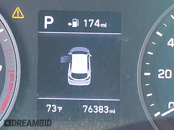 ✅ 2019 Hyundai Tucson Value • VIN: KM8J3CA44KU997932 • Lot: 43207015. Wystawiony na IAAI z przebiegiem 76 383 mil mil. Skorzystaj z bezpłatnego archiwum sprzedaży aukcyjnych z USA i zobacz szczegółowy raport historii pojazdu na DreamBid. Zdjęcie 16.