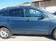 ✅ 2019 Ford Escape SE • VIN: 1FMCU9GD4KUA60546 • Лот: 43163019. Опубликован ранее на IAAI с пробегом 145 300 миль. Бесплатный доступ к архиву аукционных продаж из США и подробный отчёт об истории автомобиля на DreamBid. Изображение 13.