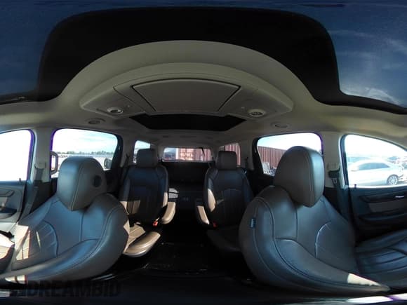 ✅ 2013 GMC Acadia SLT • VIN: 1GKKRSKD0DJ180725 • Лот: 42970236. Опубликован ранее на IAAI с пробегом 147 479 миль. Бесплатный доступ к архиву аукционных продаж из США и подробный отчёт об истории автомобиля на DreamBid. Изображение 18.