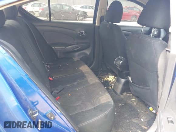 ✅ 2016 Nissan Versa S Plus • VIN: 3N1CN7AP5GL886285 • Лот: 42429759. Опубликован ранее на IAAI с пробегом 203 800 миль. Бесплатный доступ к архиву аукционных продаж из США и подробный отчёт об истории автомобиля на DreamBid. Изображение 8.