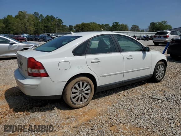 ✅ 2005 Volvo S40 • VIN: YV1MS382952049786 • Lot: 50104795. Wystawiony na Copart z przebiegiem 110 150 mil. Bezpłatny archiwum sprzedaży aukcyjnych z USA i szczegółowy raport historii pojazdu na DreamBid. Zdjęcie 3.