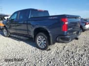 ✅ 2019 Chevrolet Silverado 1500 Custom • VIN: 3GCPYBEH2KG154970 • Lot: 71869245. Wystawiony na Copart z przebiegiem 107 893 mil. Bezpłatny archiwum sprzedaży aukcyjnych z USA i szczegółowy raport historii pojazdu na DreamBid. Zdjęcie 2.