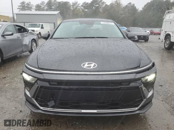 2025 Hyundai Sonata SEL with VIN KMHL64JA6SA502773, listed as a Copart auction lot 90327405 with 6,770 mi miles and Salvage title. Bid and sale history available at DreamBid. Image 5.