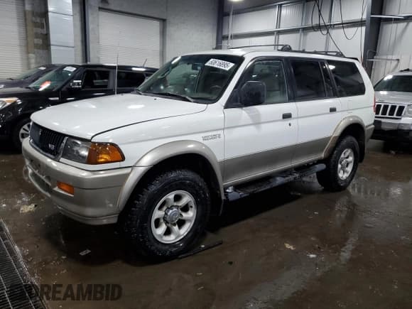 ✅ 1998 Mitsubishi Montero Sport LS • VIN: JA4MT31PXWP044183 • Лот: 60616895. Опубликован ранее на Copart с пробегом 83 853 миль. Бесплатный доступ к архиву аукционных продаж из США и подробный отчёт об истории автомобиля на DreamBid. Изображение 1.