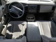 ✅ 2004 Dodge Dakota SLT • VIN: 1D7HL48K54S676645 • Lot: 56386925. Wystawiony na Copart z przebiegiem 75 734 mil. Bezpłatny archiwum sprzedaży aukcyjnych z USA i szczegółowy raport historii pojazdu na DreamBid. Zdjęcie 8.