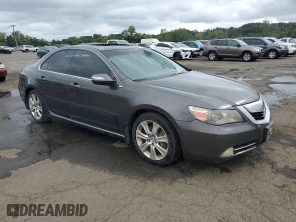✅ 2010 Acura RL Technology • VIN: JH4KB2F62AC001417 • Lot: 70273185. Wystawiony na Copart z przebiegiem 203 397 mil. Bezpłatny archiwum sprzedaży aukcyjnych z USA i szczegółowy raport historii pojazdu na DreamBid. Zdjęcie 4.