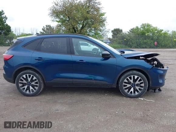 ✅ 2020 Ford Escape SE Sport Hybrid • VIN: 1FMCU9BZ8LUC13160 • Lot: 42371641. Listed on IAAI with 88,133 mi. Free auction sales archive from the USA and detailed vehicle history report at DreamBid. Image 13.