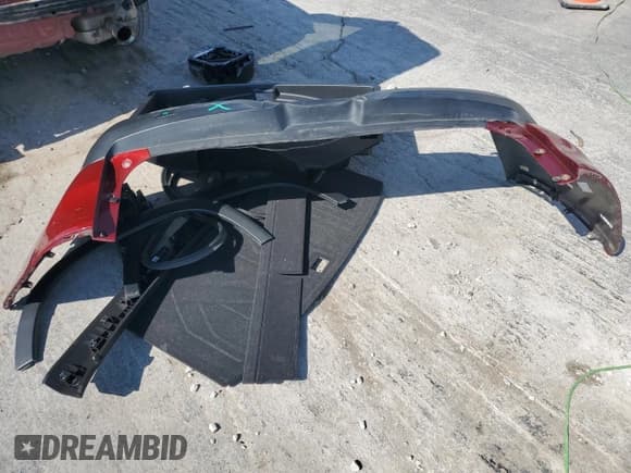 ✅ 2023 Chevrolet Traverse RS • VIN: 1GNERJKW5PJ232866 • Lot: 82217975. Listed on Copart with 61,984 mi. Free auction sales archive from the USA and detailed vehicle history report at DreamBid. Image 13.