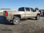 ✅ 2015 Chevrolet Silverado 2500HD High Country • VIN: 1GC1KXE82FF501435 • Lot: 91741215. Wystawiony na Copart z przebiegiem 296 636 mil. Bezpłatny archiwum sprzedaży aukcyjnych z USA i szczegółowy raport historii pojazdu na DreamBid. Zdjęcie 3.