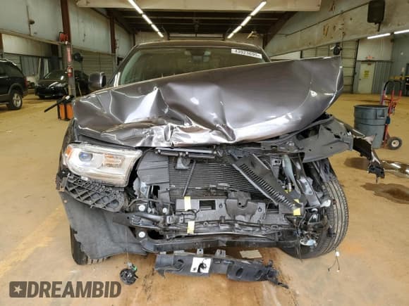 ✅ 2019 Dodge Durango SXT Plus • VIN: 1C4RDJAG8KC647907 • Lot: 43923695. Listed on Copart with 51,952 mi. Free auction sales archive from the USA and detailed vehicle history report at DreamBid. Image 5.