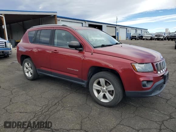 ✅ 2016 Jeep Compass Sport • VIN: 1C4NJDBB4GD571695 • Лот: 92470385. Опубликован ранее на Copart с пробегом 172 065 миль. Бесплатный доступ к архиву аукционных продаж из США и подробный отчёт об истории автомобиля на DreamBid. Изображение 4.