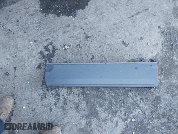 ✅ 2018 Mazda CX-9 Sport • VIN: JM3TCABY8J0203093 • Lot: 41218241. Listed on IAAI with 130,832 mi. Free auction sales archive from the USA and detailed vehicle history report at DreamBid. Image 12.