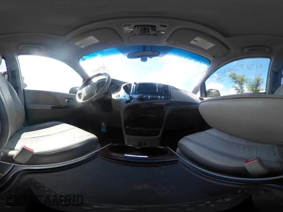 ✅ 2013 Toyota Sienna XLE • VIN: 5TDDK3DC7DS055811 • Lot: 42724410. Listed on IAAI with 136,322 mi. Free auction sales archive from the USA and detailed vehicle history report at DreamBid. Image 19.