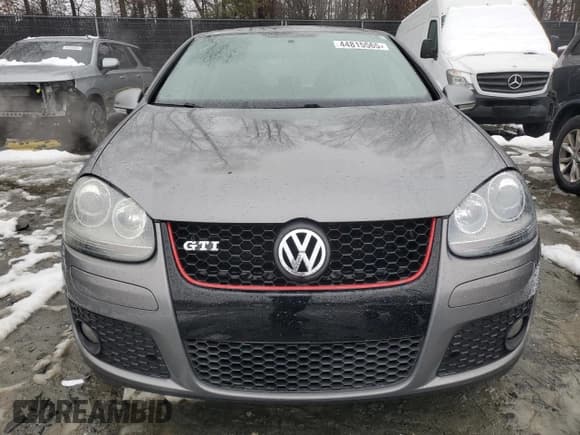 ✅ 2009 Volkswagen Golf GTI • VIN: WVWHV71K99W140037 • Lot: 44815565. Wystawiony na Copart z przebiegiem 106 377 mil. Bezpłatny archiwum sprzedaży aukcyjnych z USA i szczegółowy raport historii pojazdu na DreamBid. Zdjęcie 5.