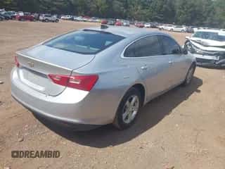 2019 Chevrolet Malibu LS z VIN 1G1ZC5ST5KF182421, wystawiony jako IAAI lot #43295023 z przebiegiem 158 414 mil mil oraz . Historia ofert i sprzedaży dostępna na DreamBid. Obrazek 4.