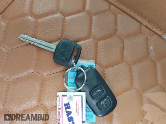 ✅ 2004 Toyota Tundra Limited • VIN: 5TBDT48154S437159 • Lot: 43160202. Listed on IAAI with 249,499 mi. Free auction sales archive from the USA and detailed vehicle history report at DreamBid. Image 11.