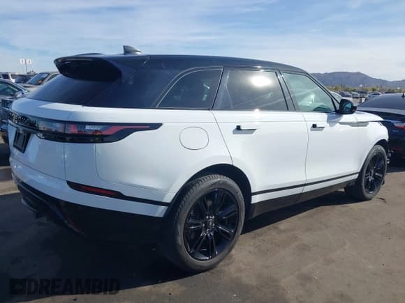 ✅ 2022 Land Rover Range Rover Velar R-Dynamic S • VIN: SALYT2EX6NA331025 • Лот: 41417399. Опубликован ранее на IAAI с пробегом 28 697 миль. Бесплатный доступ к архиву аукционных продаж из США и подробный отчёт об истории автомобиля на DreamBid. Изображение 4.