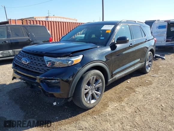 ✅ 2023 Ford Explorer XLT • VIN: 1FMSK7DH9PGA48234 • Lot: 41739825. Wystawiony na IAAI z przebiegiem 35 899 mil. Bezpłatny archiwum sprzedaży aukcyjnych z USA i szczegółowy raport historii pojazdu na DreamBid. Zdjęcie 2.