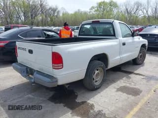 ✅ 2001 Dodge Dakota • VIN: 1B7FL26XX1S249462 • Lot: 42003993. Wystawiony na IAAI z przebiegiem 228 398 mil. Bezpłatny archiwum sprzedaży aukcyjnych z USA i szczegółowy raport historii pojazdu na DreamBid. Zdjęcie 4.
