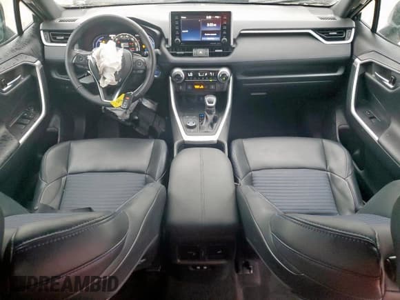 ✅ 2021 Toyota RAV4 Hybrid XSE • VIN: 4T3E6RFVXMU043452 • Lot: 55076405. Listed on Copart with 86,516 mi. Free auction sales archive from the USA and detailed vehicle history report at DreamBid. Image 8.