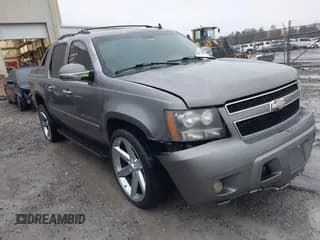 ✅ 2007 Chevrolet Avalanche LTZ • VIN: 3GNEC12J27G255514 • Lot: 43827120. Listed on IAAI with 401,352 mi. Free auction sales archive from the USA and detailed vehicle history report at DreamBid. Image 1.