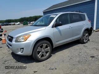 ✅ 2009 Toyota RAV4 Sport • VIN: JTMBK32VX9D002678 • Lot: 60410415. Wystawiony na Copart z przebiegiem 129 700 mil. Bezpłatny archiwum sprzedaży aukcyjnych z USA i szczegółowy raport historii pojazdu na DreamBid. Zdjęcie 1.