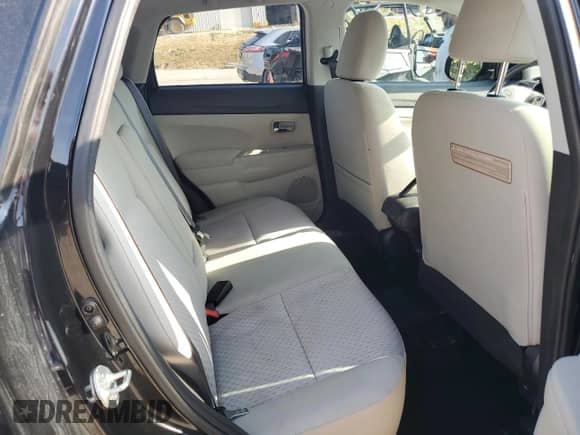 2017 Mitsubishi Outlander SE с VIN JA4AR3AW2HZ019133, выставлен на аукционе Copart как лот 80622805 с пробегом 94 498 миль миль и Списание • Salvage title. История ставок и продаж доступна на DreamBid. Изображение 10.