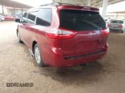 ✅ 2015 Toyota Sienna XLE • VIN: 5TDYK3DC4FS575226 • Lot: 43510318. Wystawiony na IAAI z przebiegiem 56 494 mil. Bezpłatny archiwum sprzedaży aukcyjnych z USA i szczegółowy raport historii pojazdu na DreamBid. Zdjęcie 3.