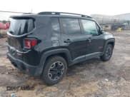 ✅ 2017 Jeep Renegade Trailhawk • VIN: ZACCJBCB3HPF32738 • Лот: 42206193. Опубликован ранее на IAAI с пробегом 142 797 миль. Бесплатный доступ к архиву аукционных продаж из США и подробный отчёт об истории автомобиля на DreamBid. Изображение 4.