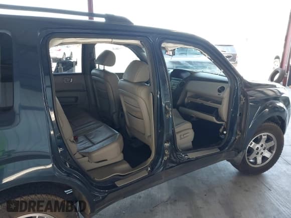 ✅ 2010 Honda Pilot Touring • VIN: 5FNYF3H84AB019991 • Лот: 42824831. Опубликован ранее на IAAI с пробегом 160 479 миль. Бесплатный доступ к архиву аукционных продаж из США и подробный отчёт об истории автомобиля на DreamBid. Изображение 6.