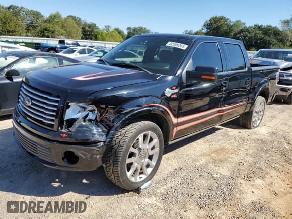 ✅ 2011 Ford F-150 Harley-Davidson • VIN: 1FTFW1E63BFC86342 • Lot: 82509365. Wystawiony na Copart z przebiegiem 211 552 mil. Bezpłatny archiwum sprzedaży aukcyjnych z USA i szczegółowy raport historii pojazdu na DreamBid. Zdjęcie 1.