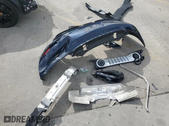 ✅ 2019 Porsche 718 Cayman S • VIN: WP0AB2A82KS279067 • Lot: 56923935. Listed on Copart with 39,425 mi. Free auction sales archive from the USA and detailed vehicle history report at DreamBid. Image 12.