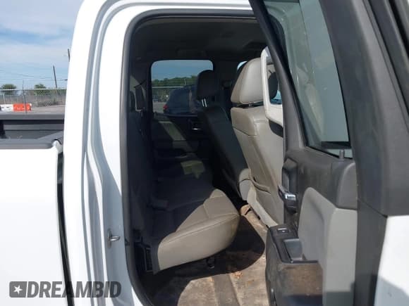 ✅ 2017 Chevrolet Silverado 1500 LS • VIN: 1GCRCNEH5HZ302577 • Лот: 43648945. Опубликован ранее на IAAI с пробегом 169 171 миль. Бесплатный доступ к архиву аукционных продаж из США и подробный отчёт об истории автомобиля на DreamBid. Изображение 8.