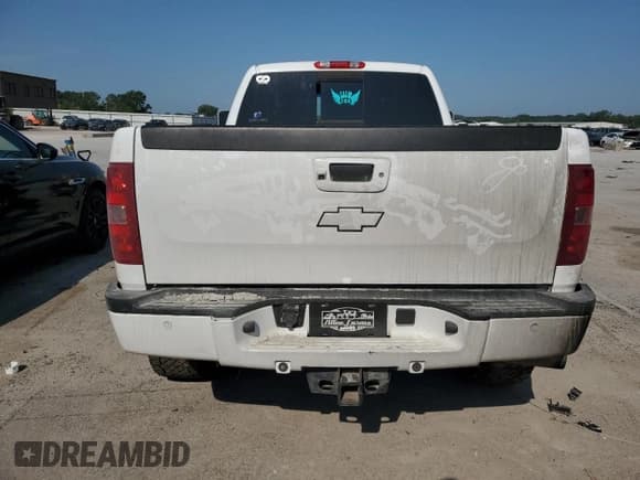 ✅ 2011 Chevrolet Silverado 2500HD LTZ • VIN: 1GC2KYC8XBZ190729 • Лот: 68076265. Опубликован ранее на Copart с пробегом 146 720 миль. Бесплатный доступ к архиву аукционных продаж из США и подробный отчёт об истории автомобиля на DreamBid. Изображение 6.