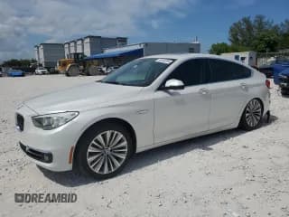 ✅ 2015 BMW 5 Series 535i Gran Turismo • VIN: WBA5M2C5XFD872276 • Lot: 58240285. Wystawiony na Copart z przebiegiem 92 079 mil. Bezpłatny archiwum sprzedaży aukcyjnych z USA i szczegółowy raport historii pojazdu na DreamBid. Zdjęcie 1.