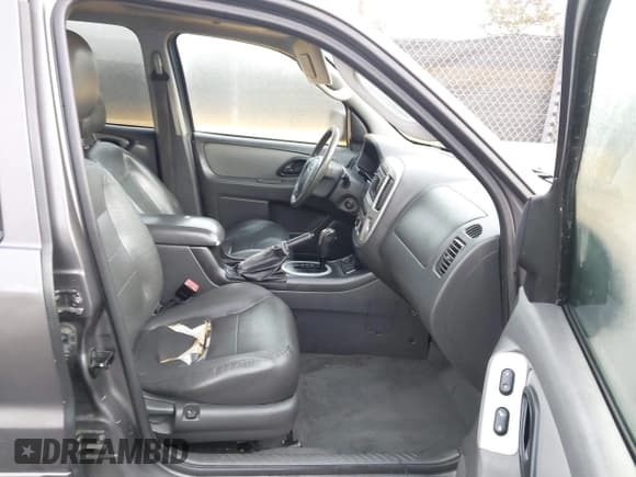 ✅ 2006 Ford Escape Hybrid • VIN: 1FMCU96H86KA74939 • Lot: 43663684. Listed on IAAI with Not provided. Free auction sales archive from the USA and detailed vehicle history report at DreamBid. Image 5.