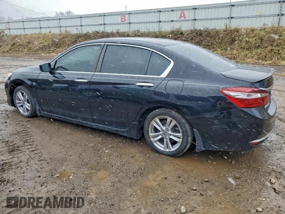 ✅ 2016 Honda Accord Sport • VIN: 1HGCR2F5XGA061895 • Лот: 94565525. Опубликован ранее на Copart с пробегом 149 516 миль. Бесплатный доступ к архиву аукционных продаж из США и подробный отчёт об истории автомобиля на DreamBid. Изображение 2.