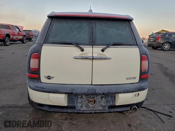 ✅ 2009 MINI Clubman • VIN: WMWML335X9TN69335 • Lot: 93805975. Wystawiony na Copart z przebiegiem 103 427 mil. Bezpłatny archiwum sprzedaży aukcyjnych z USA i szczegółowy raport historii pojazdu na DreamBid. Zdjęcie 6.