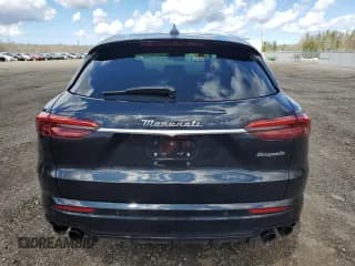 ✅ 2023 Maserati Grecale GT • VIN: ZN682AVA0P7427490 • Lot: 46383334. Wystawiony na Copart z przebiegiem Nie podano. Bezpłatny archiwum sprzedaży aukcyjnych z USA i szczegółowy raport historii pojazdu na DreamBid. Zdjęcie 6.