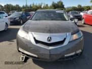 ✅ 2010 Acura TL Technology • VIN: 19UUA8F59AA009776 • Лот: 92113485. Опубликован ранее на Copart с пробегом 205 123 миль. Бесплатный доступ к архиву аукционных продаж из США и подробный отчёт об истории автомобиля на DreamBid. Изображение 5.