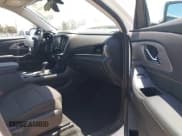 ✅ 2018 Chevrolet Traverse LT Cloth • VIN: 1GNERGKW4JJ159788 • Lot: 42852665. Listed on IAAI with 101,422 mi. Free auction sales archive from the USA and detailed vehicle history report at DreamBid. Image 5.