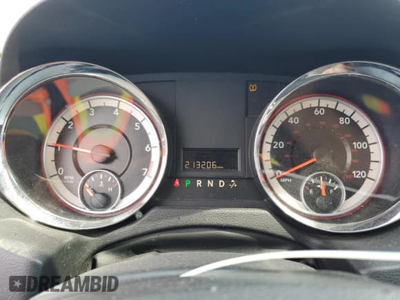 ✅ 2012 Dodge Grand Caravan SXT • VIN: 2C4RDGCG2CR405221 • Lot: 81426095. Wystawiony na Copart z przebiegiem 213 206 mil. Bezpłatny archiwum sprzedaży aukcyjnych z USA i szczegółowy raport historii pojazdu na DreamBid. Zdjęcie 9.