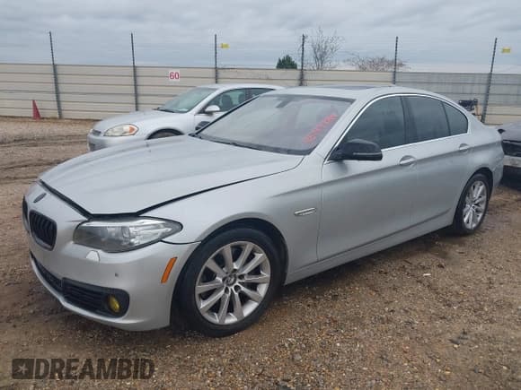 ✅ 2016 BMW 5 Series 535i • VIN: WBA5B1C53GG130558 • Lot: 43749784. Listed on IAAI with 180,059 mi. Free auction sales archive from the USA and detailed vehicle history report at DreamBid. Image 17.