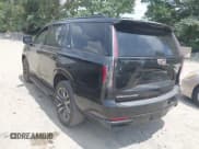 ✅ 2023 Cadillac Escalade 4WD Sport • VIN: 1GYS4EKL4PR415940 • Лот: 42782247. Опубликован ранее на IAAI с пробегом 48 681 миль. Бесплатный доступ к архиву аукционных продаж из США и подробный отчёт об истории автомобиля на DreamBid. Изображение 3.