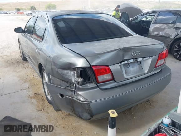 ✅ 2004 Infiniti I35 • VIN: JNKDA31AX4T202421 • Lot: 42165989. Listed on IAAI with 129,696 mi. Free auction sales archive from the USA and detailed vehicle history report at DreamBid. Image 3.