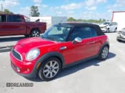 ✅ 2011 MINI Convertible S • VIN: WMWZP3C55BT249405 • Lot: 41461640. Wystawiony na IAAI z przebiegiem 59 856 mil. Bezpłatny archiwum sprzedaży aukcyjnych z USA i szczegółowy raport historii pojazdu na DreamBid. Zdjęcie 2.