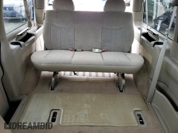 ✅ 2003 GMC Safari • VIN: 1GKEL19X63B510272 • Лот: 75436594. Опубликован ранее на Copart с пробегом 31 989 миль. Бесплатный доступ к архиву аукционных продаж из США и подробный отчёт об истории автомобиля на DreamBid. Изображение 10.