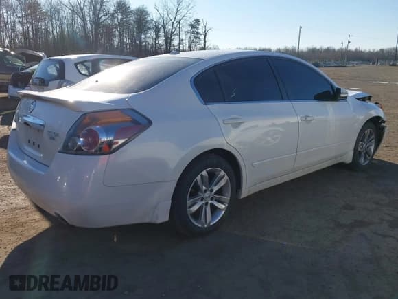 ✅ 2012 Nissan Altima SR • VIN: 1N4BL2APXCC231293 • Lot: 43822455. Listed on IAAI with 135,128 mi. Free auction sales archive from the USA and detailed vehicle history report at DreamBid. Image 4.